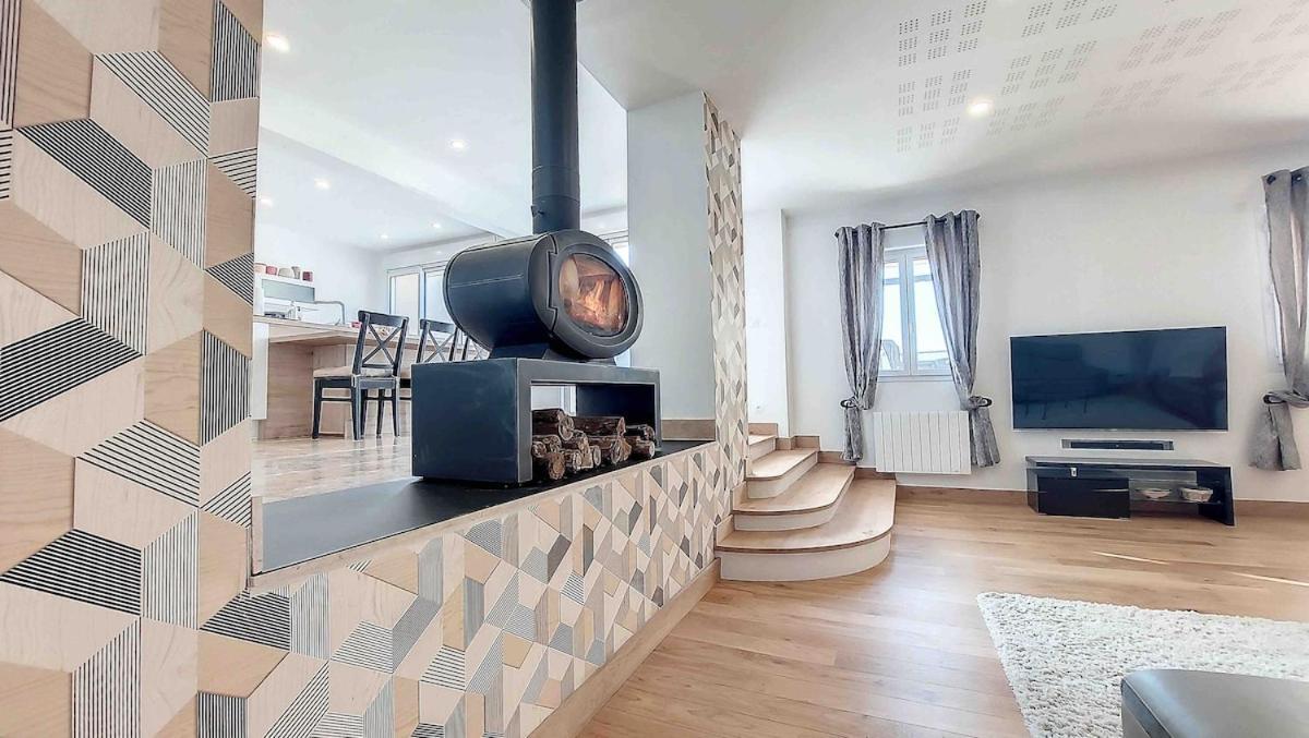 Le Retro Champlay Villa Exterior photo